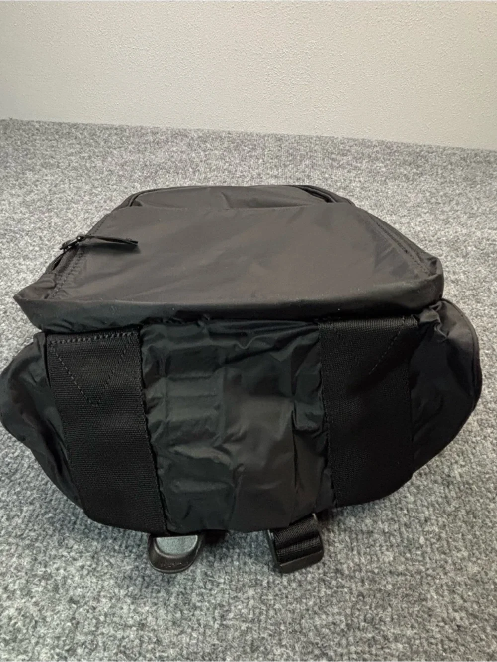 Oakley Crestible Packable Backpack Blackout New with Tags Travel Lightweight Day
